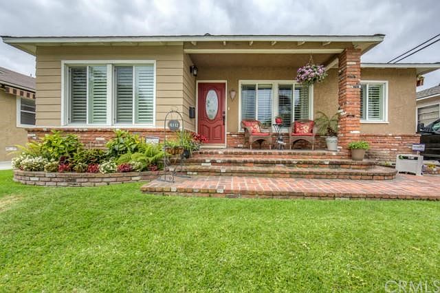 1st image of 6112 Harvey Way