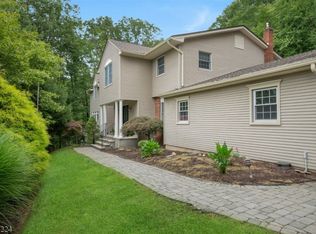 14 Hedwig Ave, Denville, NJ 07834