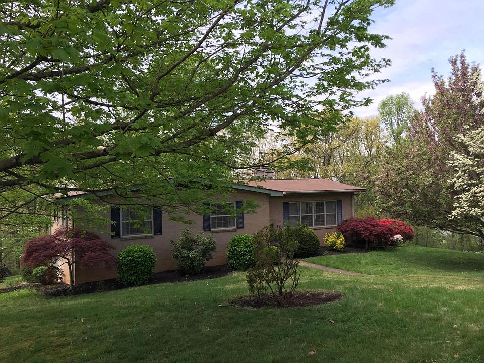 1st image of 225 Echodale Ln