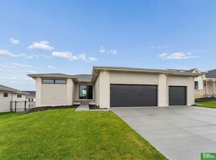 3310 S 212th St, Elkhorn, NE 68022