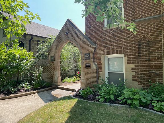 2nd image of 5324 N Kimball Ave APT 3E