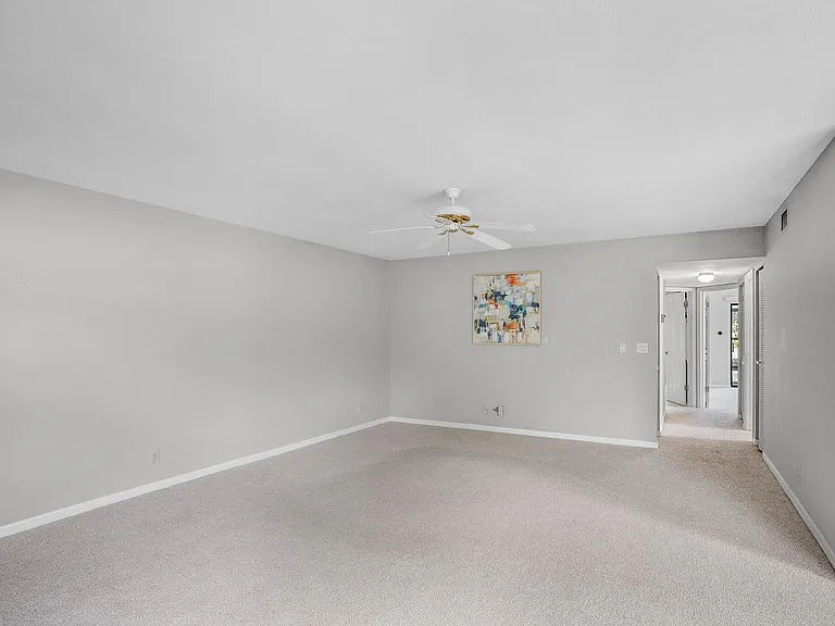 361 SW South River Dr #101 — Photo 7