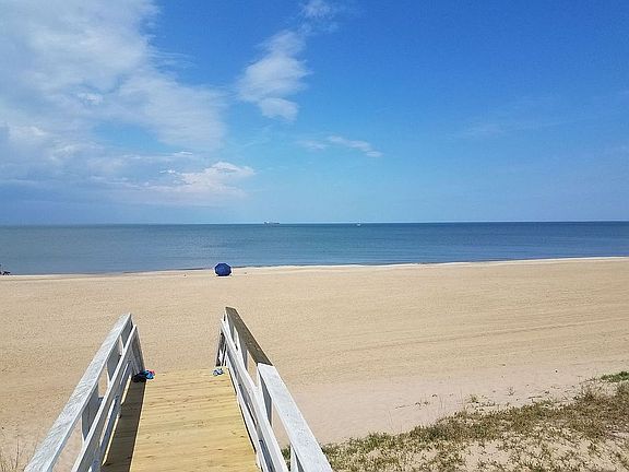 Beach access 