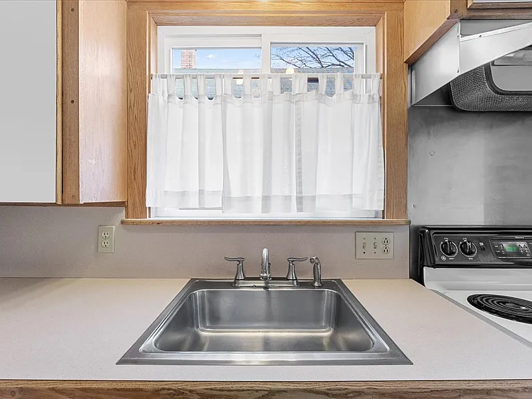 218 N Magnolia Ave — Photo 15