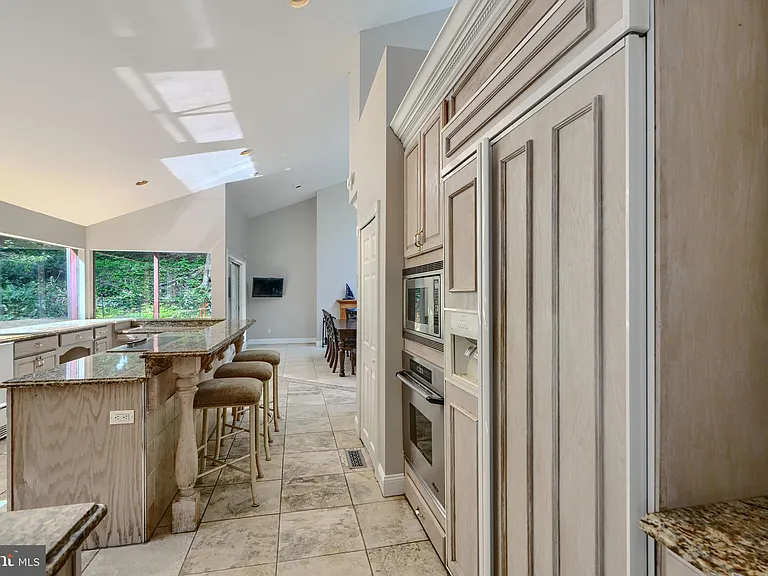 2101 Tufton Ave — Photo 27