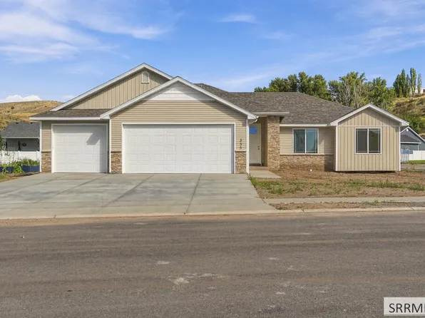 355 Skyline Peak Loop, Inkom, ID 83245