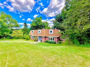 309 Highland Pines Dr, Pittsburgh, PA 15237