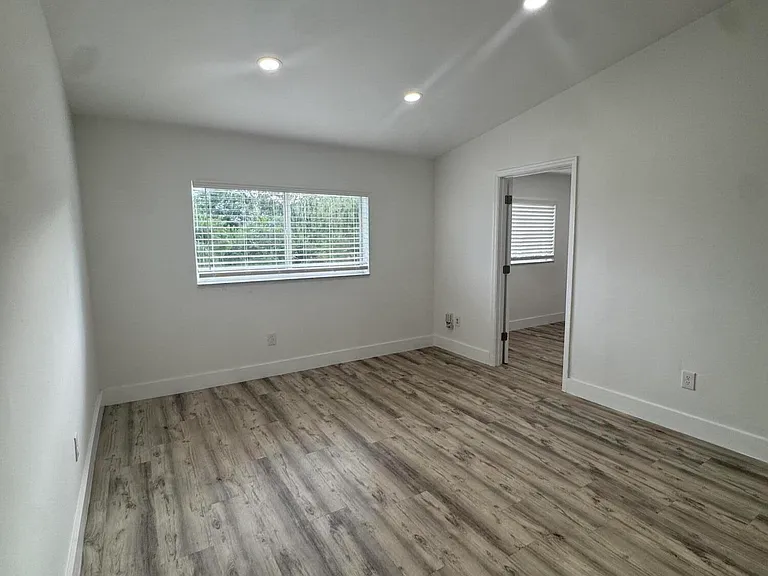 3610 N 56th Ave #226 — Photo 9