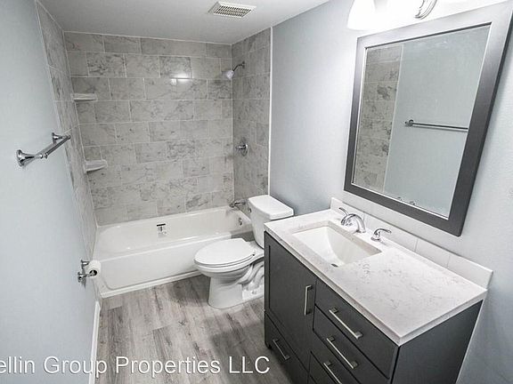 3rd image of 3905 E Bird St APT A