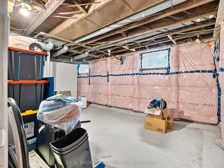 1019 Niagara St — Photo 7
