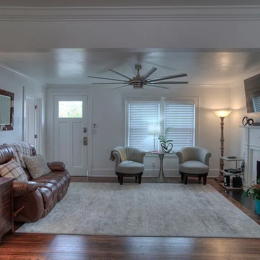 2 bed, 1060 sqft, $1,800 — Photo 2