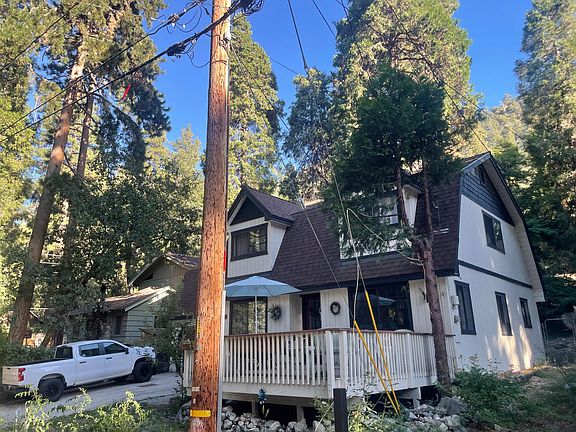 2nd image of 41015 Oak Dr
