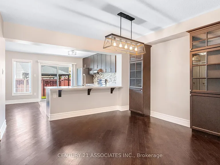362 Cavanagh Ln — Photo 6