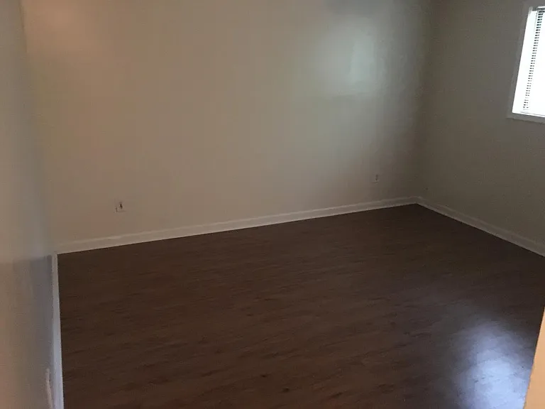 Master bedroom1