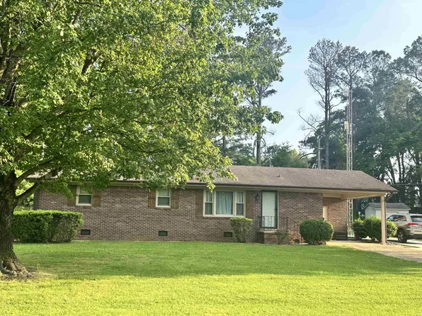 2712 Hollywood Dr, Union City, TN 38261