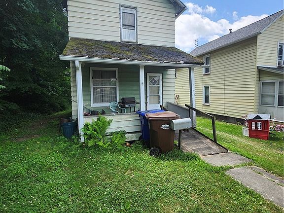 2nd image of 23 Elm St