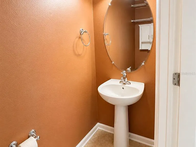 10222 Pink Palmata Ct — Photo 17