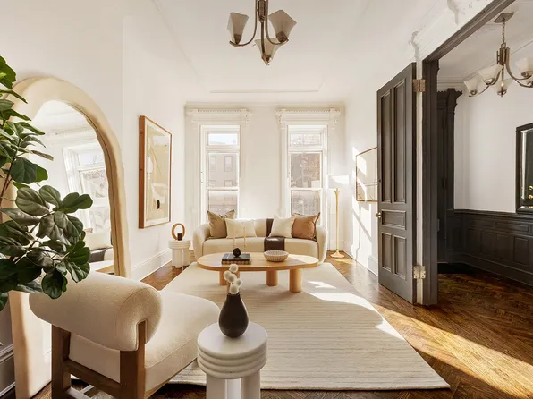 341 Hancock Street image 1 of 14