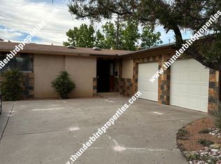 8817 James Ave NE, Albuquerque, NM 87111