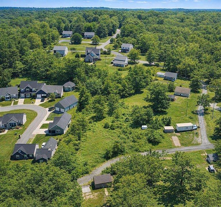 2nd image of 28 Labonte Dr