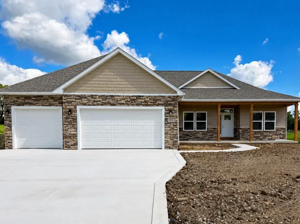 4958 Thompson Heights Dr, Adrian, MI 49221