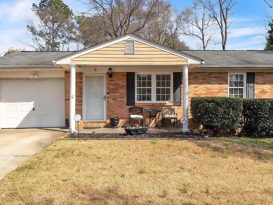 1st image of 6 Blossom Dr