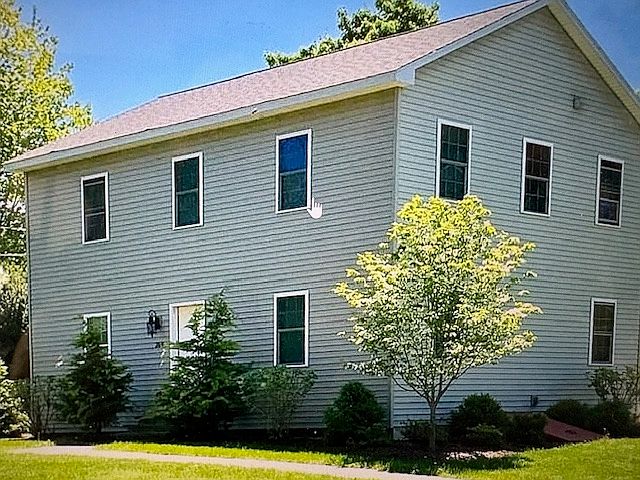 1st image of 269 Bay Rd