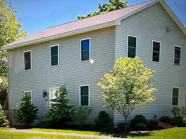 269 Bay Rd, Hadley, MA 01035