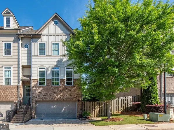2128 Old Georgian Ter NW, Atlanta, GA 30318