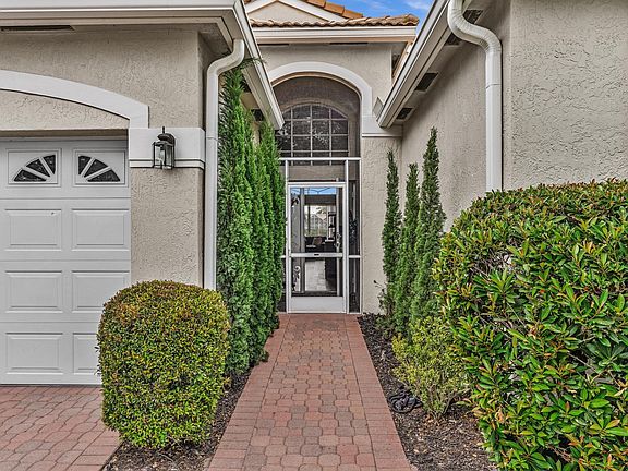 3rd image of 12150 Dunhill Drive