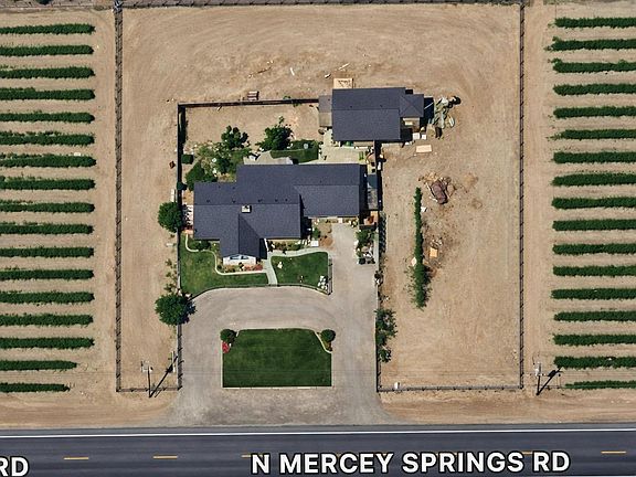 2nd image of 13527 N Mercey Springs Rd