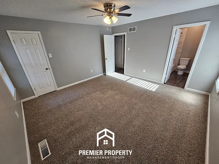 8131 Farmington Blvd — Photo 14