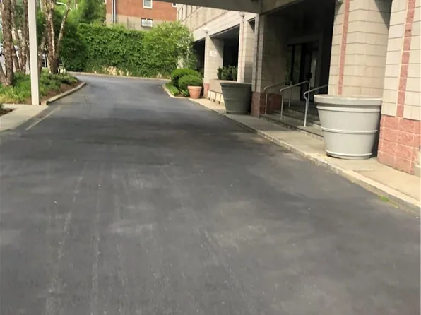 1020 Warburton Avenue #6B, Yonkers, NY 10701