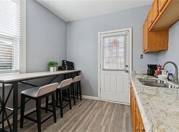 5th image of 3900 Delachaise St