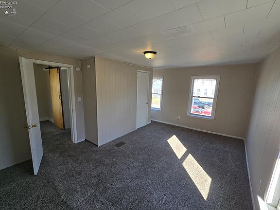 5th image of 1204 W Monroe St