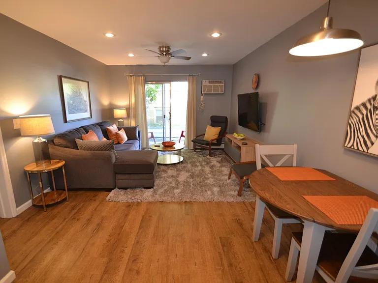 4815 Reading Rd #8 — Photo 9