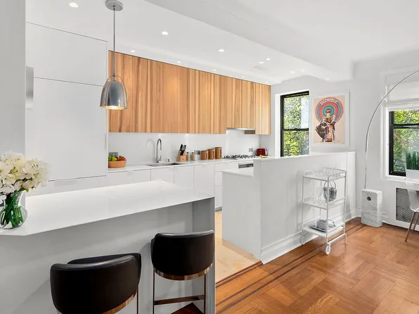 2515 Glenwood Rd APT 2H, Brooklyn, NY 11210