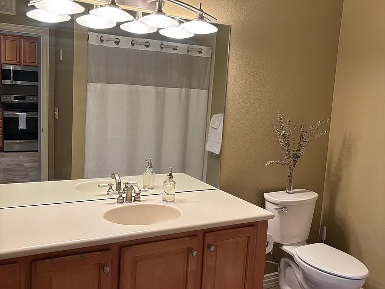 2700 E Cherry Creek South Dr #202 — Photo 9