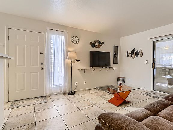 5th image of 3038 Tarpon Dr Unit 104