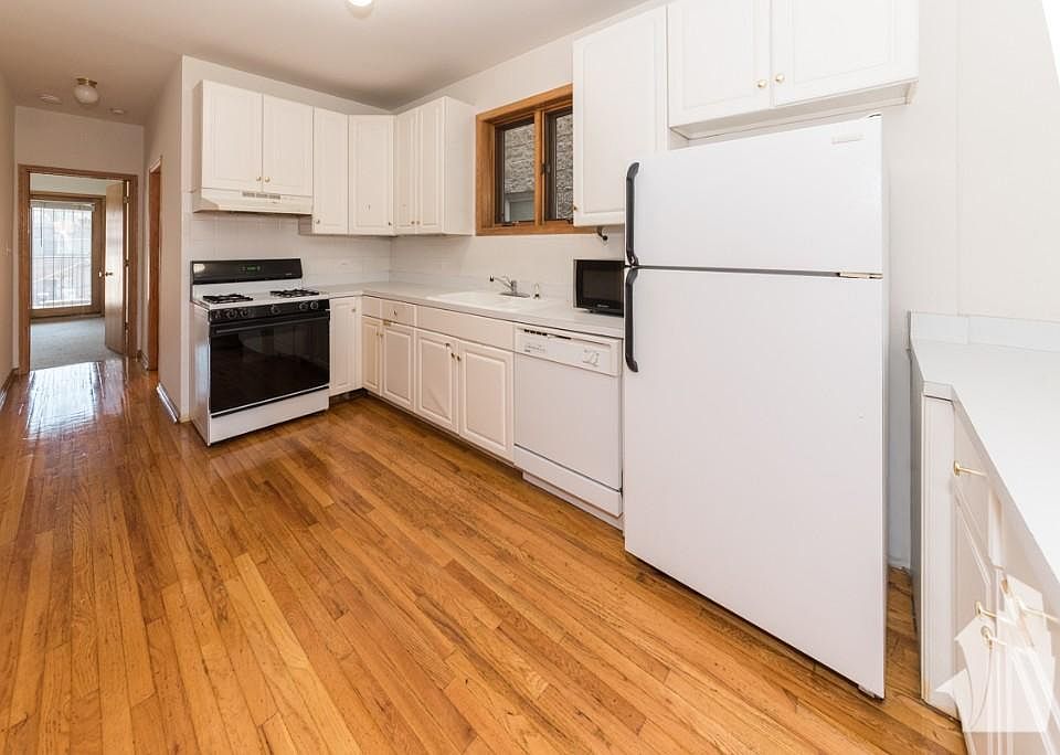 1st image of 1243 W Erie St APT 2J
