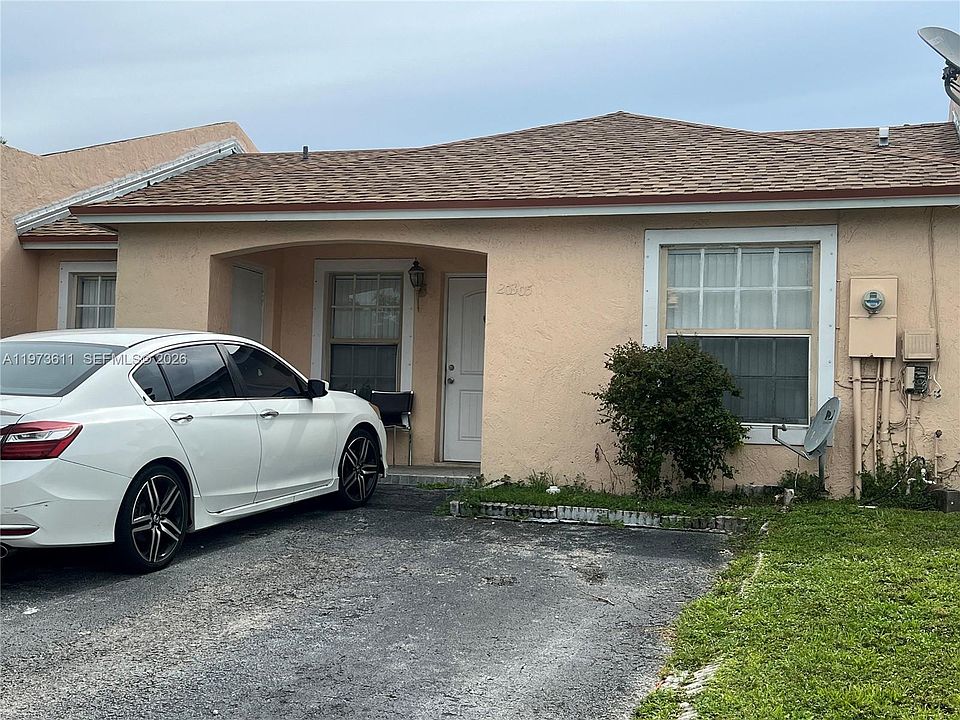 1st image of 20305 NW 27th Ct