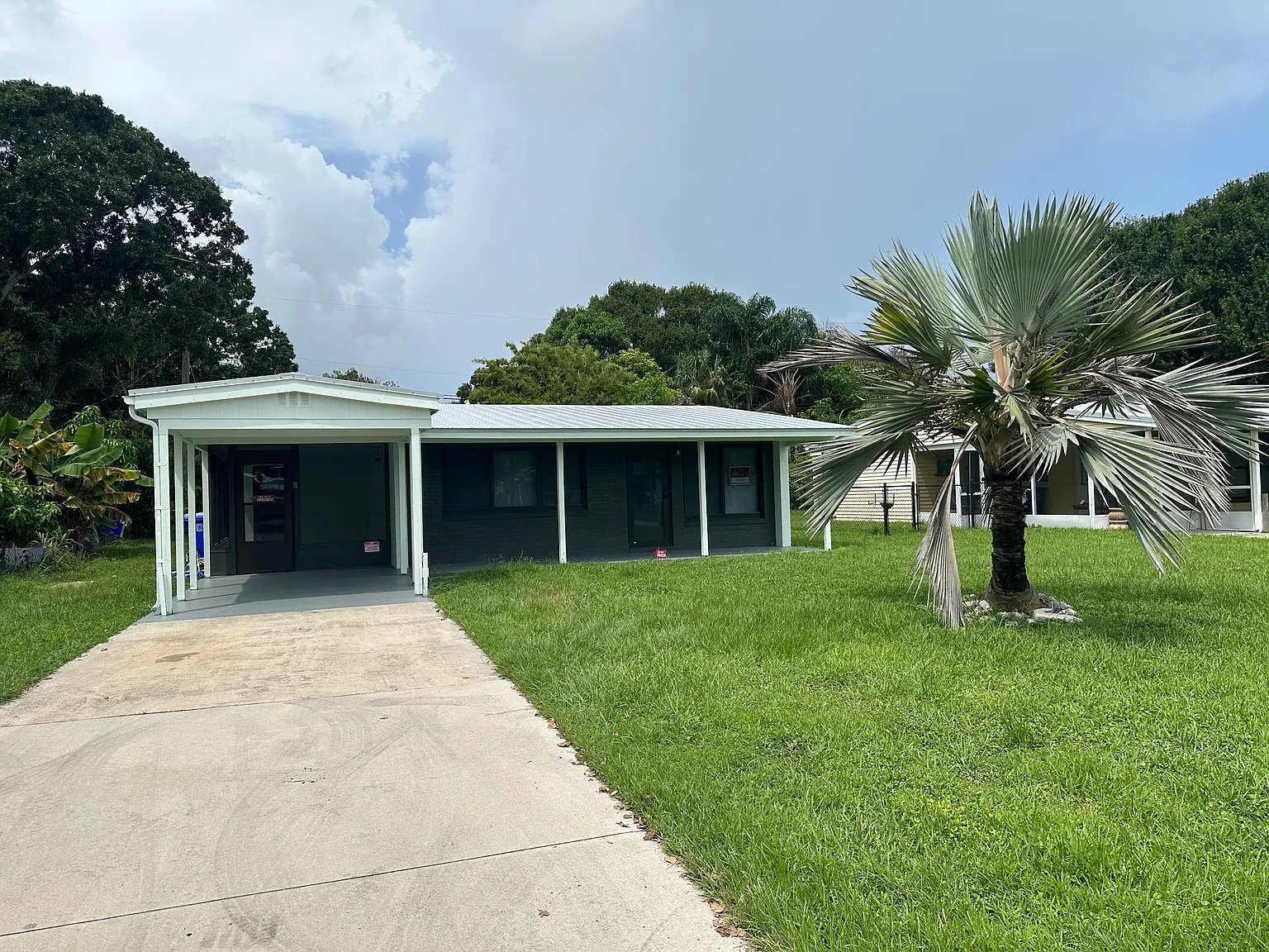2 bed, 825 sqft, $2,100 — Photo 1