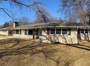 1711 Ross Ave, Carrollton, TX 75006