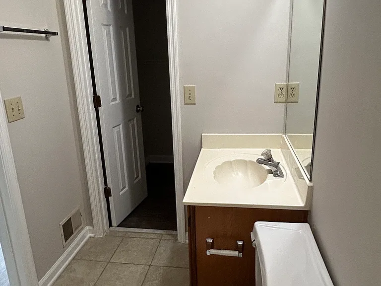 685 Coventry Township Ln — Photo 15