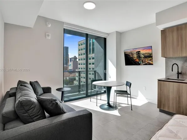 121 NE 5th St #801B, Miami, FL 33132