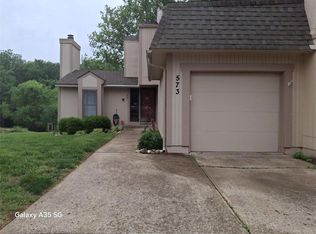 573 NW Valleybrook Rd #4, Blue Springs, MO 64014