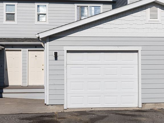 2nd image of 2480 Daws Dr Unit B