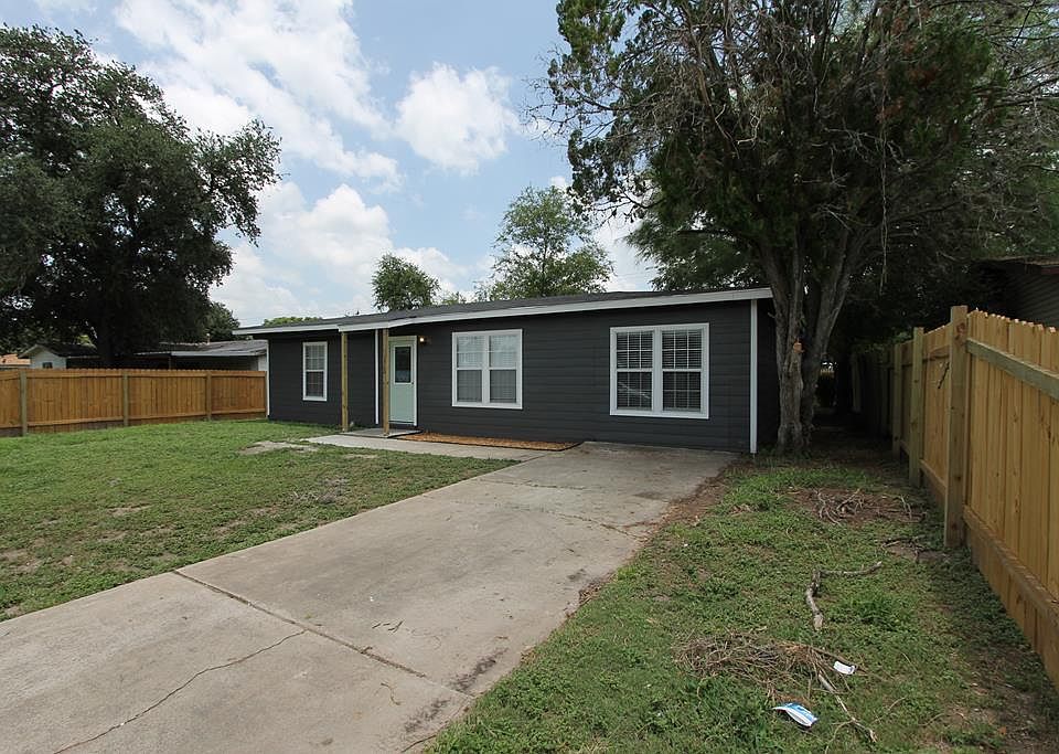 1st image of 1510 E Corpus Christi St