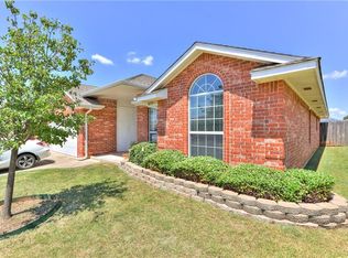 2821 SE 97th St, Moore, OK 73160