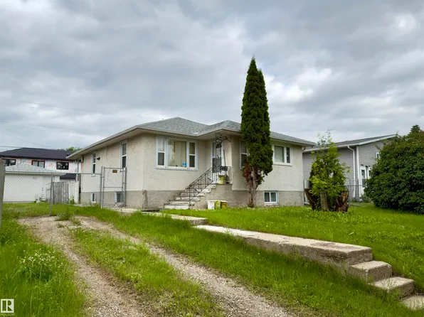 12914 68th St NW, Edmonton, AB T5C 0E8
